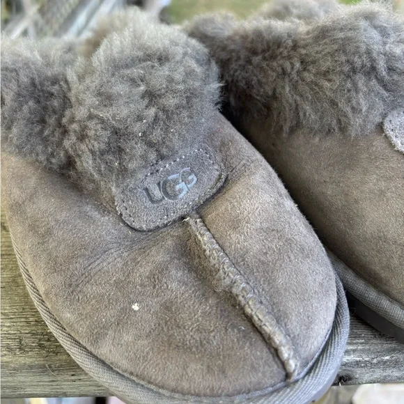 slippers - Picture 8 of 9